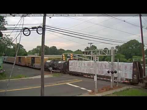 BigTrains.TV 7/30/15 19:11 sb mix CSX 5330, 163, Q433
