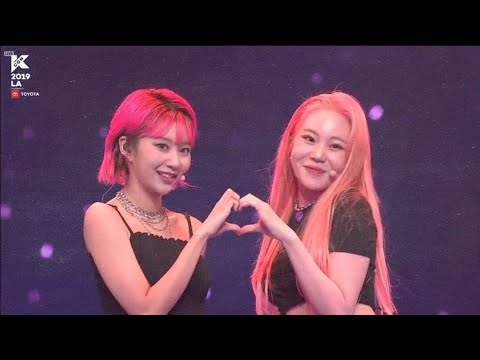 190818 MOMOLAND (모모랜드) - I'm So Hot, BAAM, BBoom BBoom (뿜뿜) @ KCON LA 2019