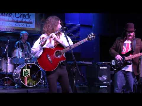 The Jethro Tull Experience with Paul Forrest "We Used To Know"