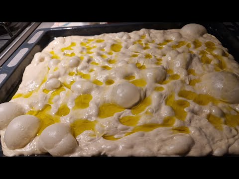 Pizza bianca mille bolle col forno di casa...Scrocchiarella romana