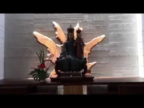 Santuário a Nossa Senhora Rainha da China na Igreja de Danshui