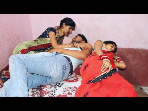 देखिए भाभी अपने देवर के साथ कैसे रोमांस करती है! फिर देखिए क्या