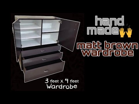 image-How many drawers are in a bedroom wardrobe?