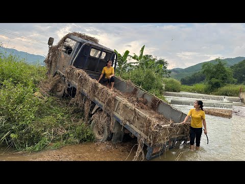 Challenge of Female Mechanic to Rescue Vinaxuki Truck Stuck After Flood - VINAXUKI Engine Rescue