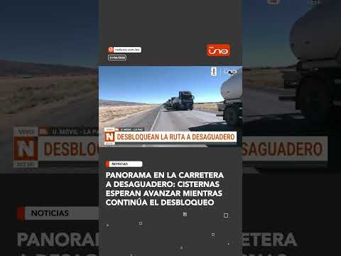 panorama en la carretera a Desaguadero: Cisternas esperan avanzar mientras continúa el desbloqueo