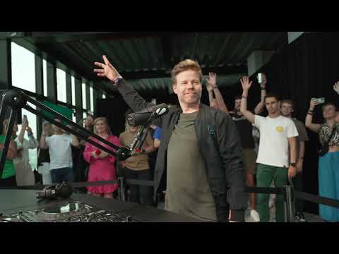 Armin van Buuren, Ferry Corsten, Rank 1 & Ruben de Ronde - Destination (World Premier)