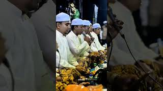Download lagu rindu Madinah - yan lucky Aditya ( majelis Azzahir Pekalongan ) #azzahir #beranda #foryou #viral mp3