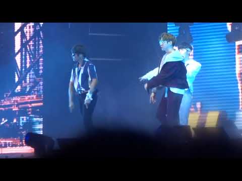 180715 Wanna One Triple Position - Kangoroo (ONE: The World Concert) #WannaOneinJKT #WannaOne