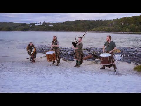 Clann An Drumma - Live performance at a wedding at Morar, Scotland