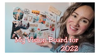 Creating my vision board for 2022 | Vlogmas day 6