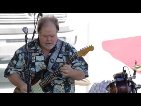 What Is And What Should Never Be - Buddy Whittington & Mouse Mayes at the 2016 Dallas Guitar Show