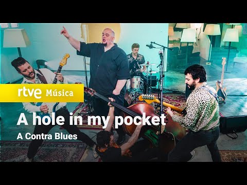 A Contra Blues - "A hole in my pocket" (Efecte Collins, 2022)