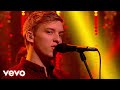 George Ezra - Budapest (Live from Top of The Pops: Christmas Special, 2014)