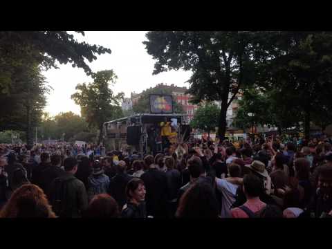 download lagu mp3 mp4 Reggae In Berlin, download lagu Reggae In Berlin gratis, unduh video klip Download Reggae In Berlin Mp3 dan Mp4 Free All Gratis