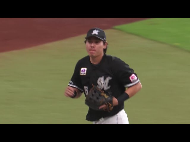 【1回裏】ヒットかと思われた当たりはサードライナー!! マリーンズ・安田尚憲がナイスキャッチ!! 2025年9月22日 北海道日本ハムファイターズ 対 千葉ロッテマリーンズ