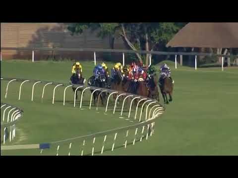 2017.11.04 Charity Mile (RSA) - Hat Puntano