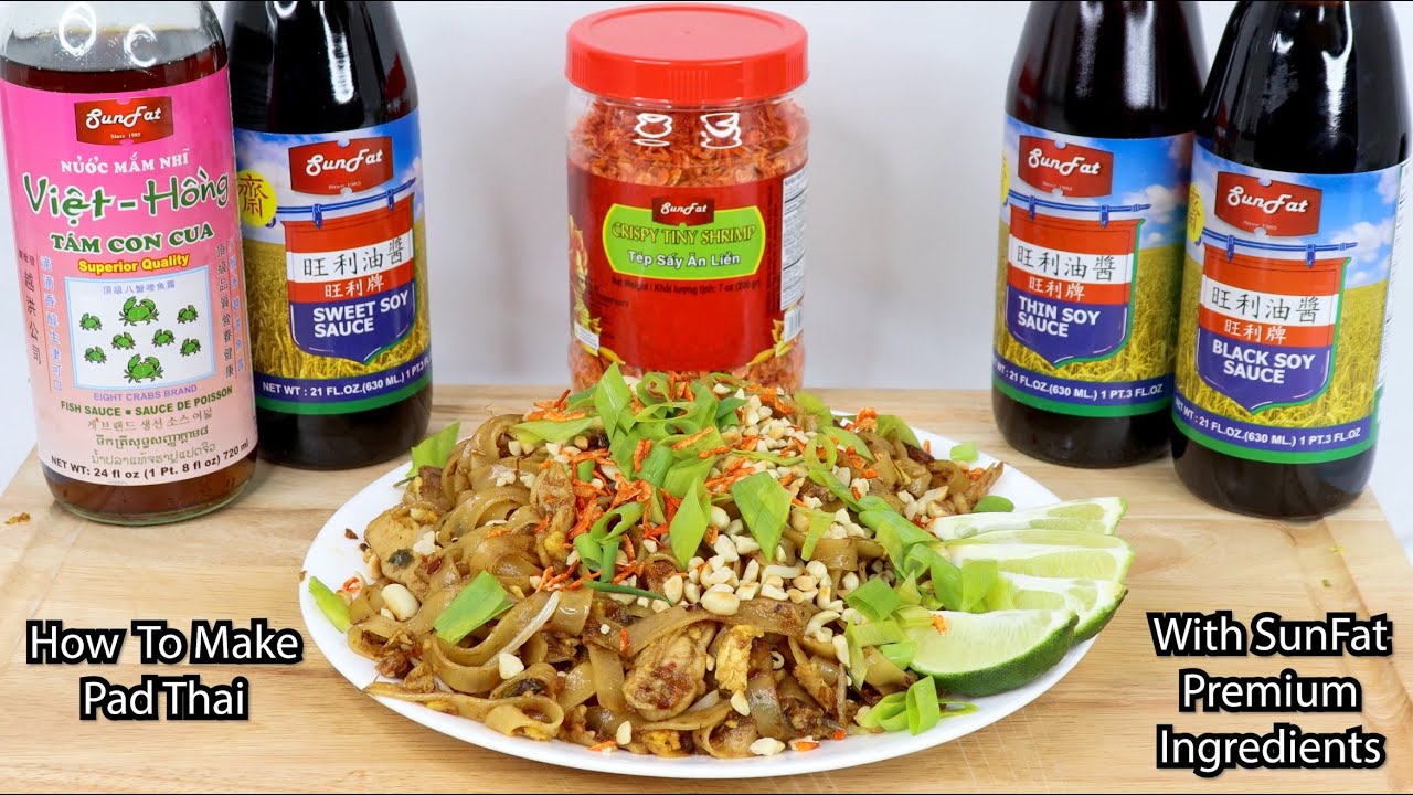How to make the famous dish Pad Thai