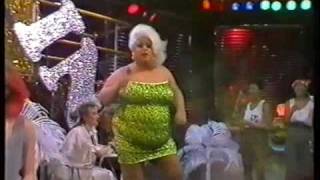 Divine - Shake It Up