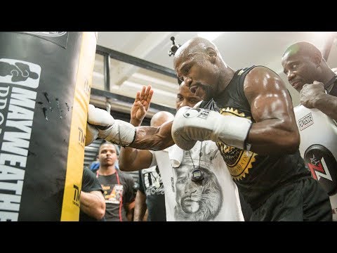 LIVE: Floyd Mayweather: Media Workout