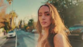 Juliana Beltrán - Think about. (Official video)