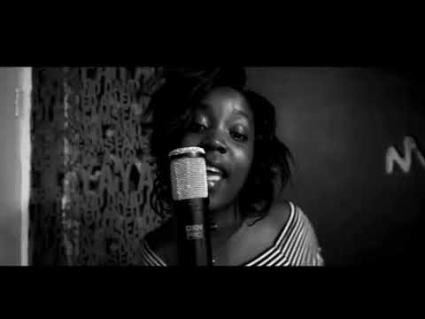 Hyphen ft. Leslie A Rozi (Mikozi live session)