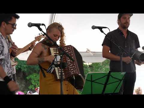 Las Montañitas — Live Set