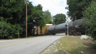 preview picture of video 'Providence & Worcester Train NR-3 8/24/2012'
