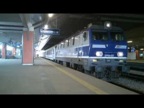 EP09-025 z EIC 3116 ''Maria Skłodowska-Curie'' rel. Kraków Gł. - Warszawa Wsch. startuje z Krakowa.