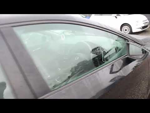 SEAT Leon ST 1.6 TDI SE - TENDER 9 - ENGINE LIGHT - Image 2