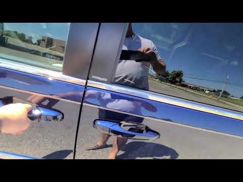 c4256 2013 Chrysler town and country