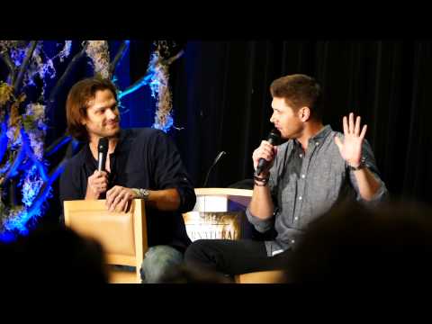 VanCon 2015 J2 panel (Talking about Sam's/Jared's hair & beard)