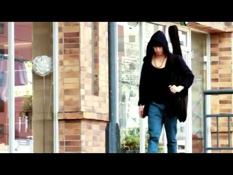 Charly Ralos - Mientras Yo (Video Oficial)