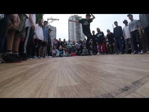 Crew In the Front 2017 // DRS VS Crew In The Back