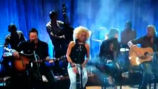 Unplugged session with Little Big Town