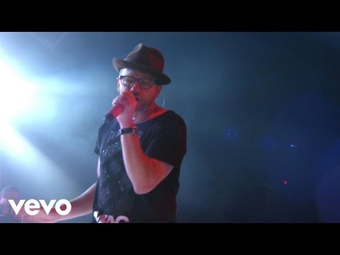 TobyMac - Love Feels Like (Live) ft. Michael Tait, Kevin Max