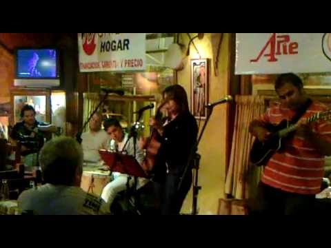 Zamba para mi luna - Candela Vargas.mp4