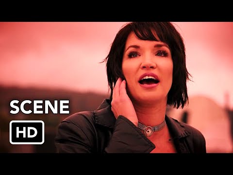 DCTV Crisis on Infinite Earths Crossover - Birds of Prey Cameo (HD) Ashley Scott returns as Huntress