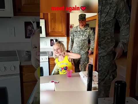 Hero comes home #soldierscominghome #military #cominghome #surprise #love #army #militarylife #hero