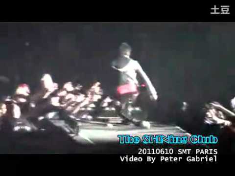 [fancam] 110610 SHINee Onew fall down in Ready or Not @ SM TOWN in Paris