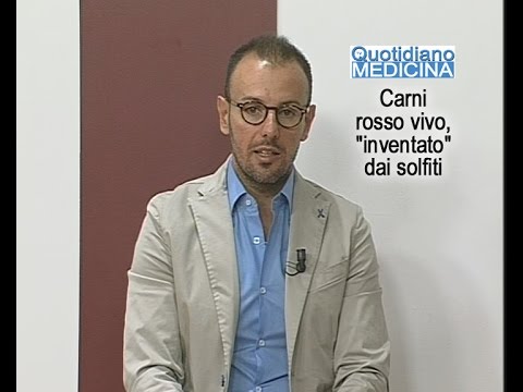 Trattamento di helminths di un toksokar A un porco striscia in polmoni a