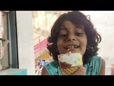 Krittika ice cream khate huye