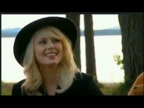 Amanda Jenssen äter sockervadd