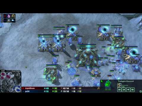 Starcraft 2 - PvZ - puCK vs Snute on Frozen Temple