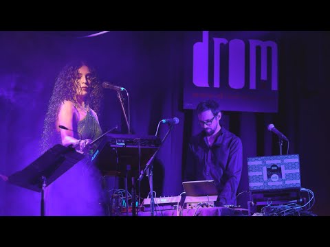 Azam Ali - Shallow Then Halo (Cocteau Twins Cover) Live at DROM NYC