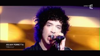 Julian Perretta, en Live avec &quot;Miracle&quot; - C à vous - 22/02/2016