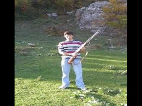 Bessi ft MC-G a k a 2Krensh ft Emperior - Me shoket e mi