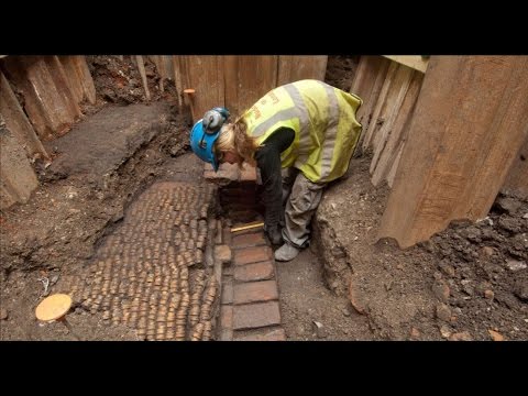The Stage, Shoreditch EC2 - Initial Findings at The Curtain Theatre