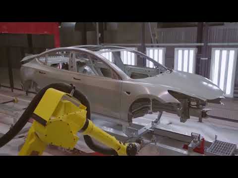 Работа китайской фабрики Tesla Gigafactory 3 в Шанхае