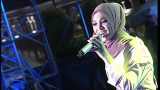 Nabila Razali Cemburu