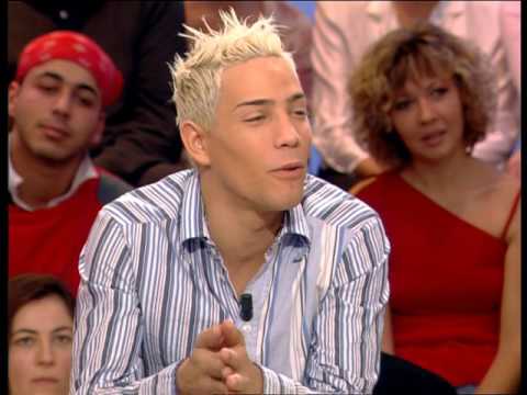 Bernard Kouchner, James Bond, les footballeuses françaises - On a tout essayé - 21/11/2002